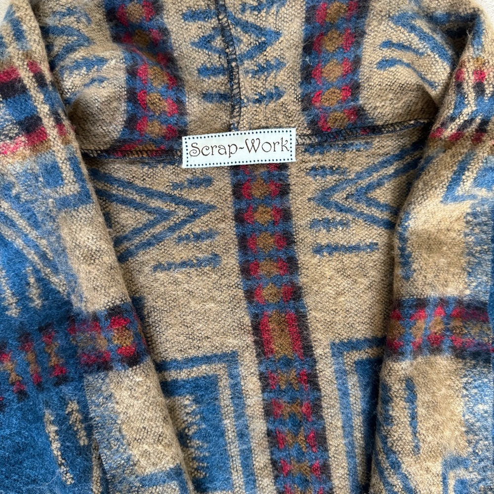 Vest with Fringe - Picture 8 of 8